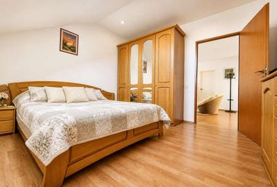 Apartament cu 5 camere decomandat în Someșeni - 9