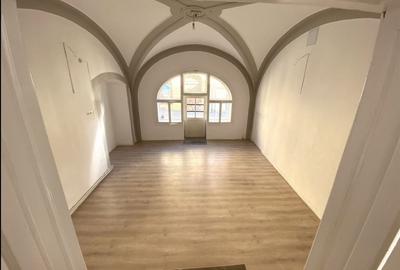 Spațiu comercial, de 75 mp, în Ultracentral - 2