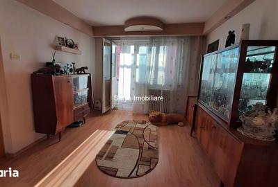 Apartament cu 2 camere semidecomandat în Tomis III - 4