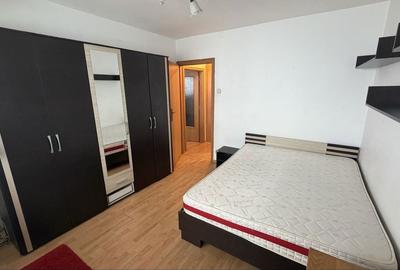 Apartament cu 3 camere semidecomandat în Alexandru Obregia - 3