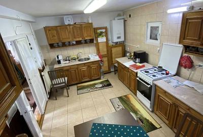 Casă cu 4 camere în Central - 4