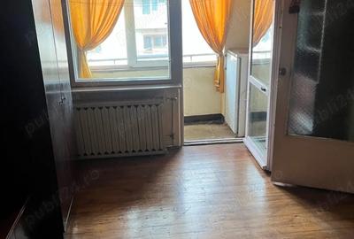 Garsonieră decomandată în Central - 7