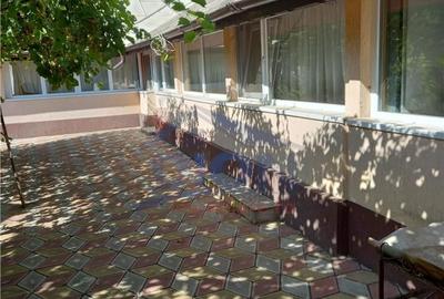 Casă cu 4 camere în Central - 17