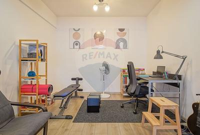 Apartament cu 2 camere decomandat, mobilat în Tractorul - 6