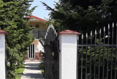 Casă individuală cu 5 camere în Pipera