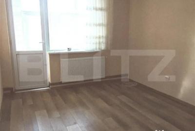 Apartament cu 2 camere decomandat în Trivale - 3