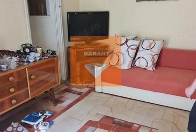 Apartament cu 2 camere semidecomandat în Calea București