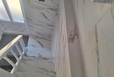 Casă individuală cu 6 camere cu Teren 500 Mp în Exterior Est - 2