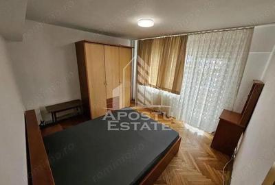 Apartament cu 3 camere decomandat în Boul Roșu - 3