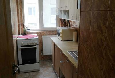 Apartament cu 2 camere semidecomandat în Central - 1