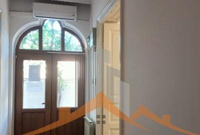 Birou, de 175 mp, în Tomis II - 5