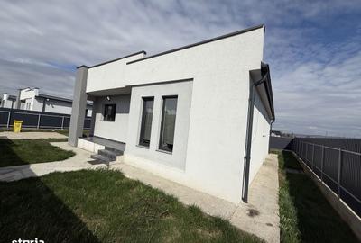 Casă cu 3 camere cu Teren 450 Mp în Șerbănești - 2