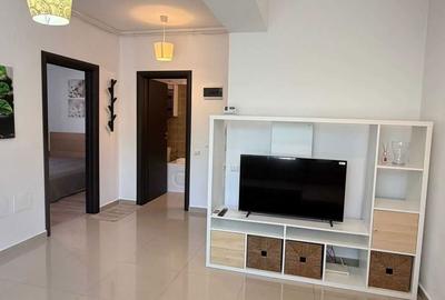 Apartament cu 2 camere semidecomandat în Crângași