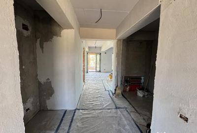 Casă cu 7 camere în Crevedia - 1