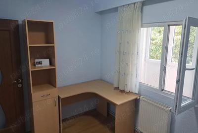 Proprietar vand apartament decomandat, 4 camere , etaj 2 - 5