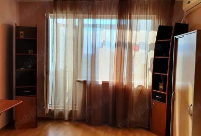 Garsonieră decomandată în Titan - 4