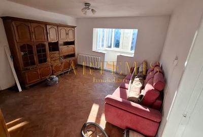 Apartament de 2 camere, 50mp., zona Decebal - 1
