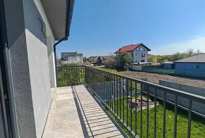 Casă cu 4 camere cu Canalizare în Mogoșoaia - 10