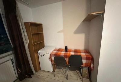 Garsonieră decomandată în UMT - 5
