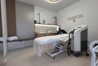 Spațiu comercial de vânzare – 247 mp utili, împărțiți în 2 unități independente - 8