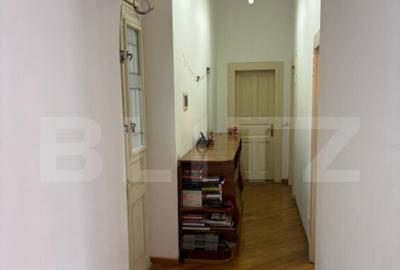Apartament cu 4 camere decomandat în P-ța Unirii - 6