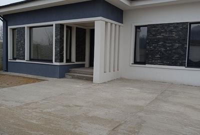 Casă cu 3 camere în Central - 16
