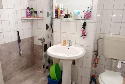 Piata Sudului,Emil Racovita, Ap.2 cam. - 10