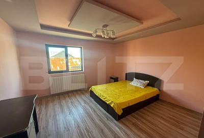 Casă cu 9 camere cu Teren 1000 Mp în Central - 3