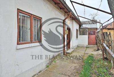 Casă individuală cu 3 camere cu Canalizare în Central - 2