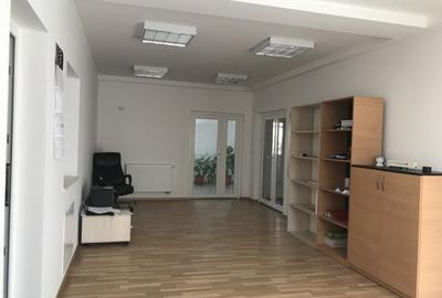 Casă cu 5 camere cu Canalizare în Take Ionescu - 7