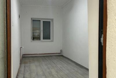 Casă cu 4 camere cu Teren 247 Mp în Central - 6