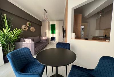 Apartament cu 2 camere decomandat, mobilat în Central