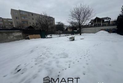 Teren de 350 mp, în Tractorul - 3