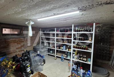 Casă individuală cu 4 camere cu Canalizare în Central - 6