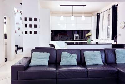 Vila 4 camere | Teren 251 mp | 2 parcari | 10 min Metrou - 11