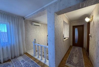 Casă cu 8 camere cu Teren 4057 Mp în Găneasa - 6