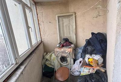 Apartament cu 4 camere decomandat în Berceni - 2