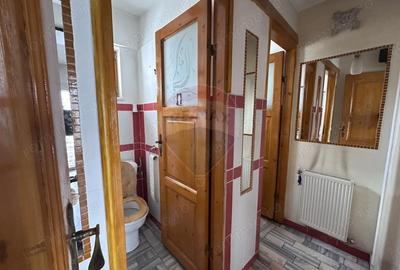 Apartament cu 3 camere semidecomandat în Titulescu - 5