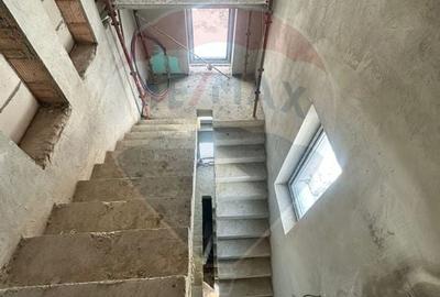 Vanzare Vila Exclusivista stil Tirolez in  Sinaia/Prahova/Furnica - 42
