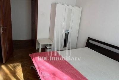 Apartament cu 3 camere semidecomandat în Tei - 16