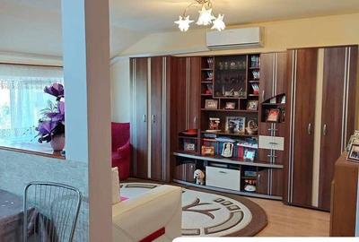 Apartament cu 4 camere în Central - 3