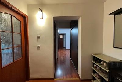 3 camere + 2 boxe si loc de parcare in Brazda lui Novac langa scoala nr. 23 - 16