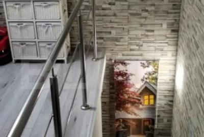 Casă cu 4 camere cu Teren 250 Mp în Central