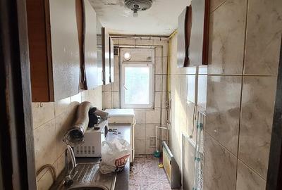 PANTELIMON - PARCUL FLORILOR, Apartament 2 camere - 38mp - etaj 10/10, Stra - 4