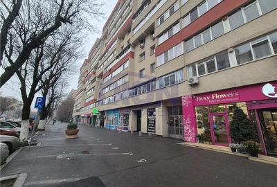 Apartament cu 3 camere decomandat, mobilat în Berceni - 9