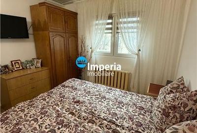 Apartament cu 3 camere semidecomandat, mobilat în Baza 3 - 7