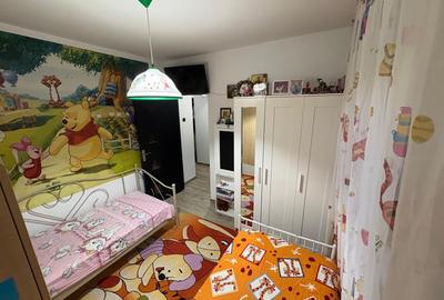 Apartament cu 3 camere decomandat în Giurgiului - 7