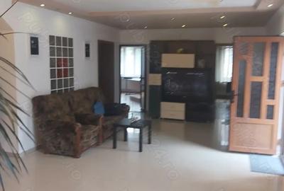 Casa de inchiriat pe Stefan cel Mare, actualmente functioneaza Agentie imobiliara, pe termen lung. - 4