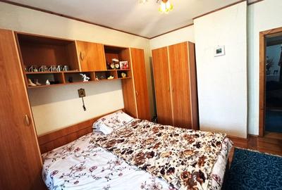 Vanzare apartament 3 camere mobilat si utilat - Obor Gura Humorului - 12