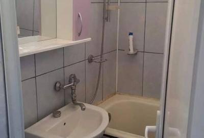 Apartament cu 2 camere decomandat în Alexandru cel Bun - 4